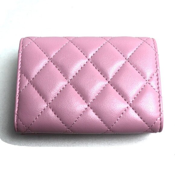 CHANEL Pink Wallet - Picture 2 of 8